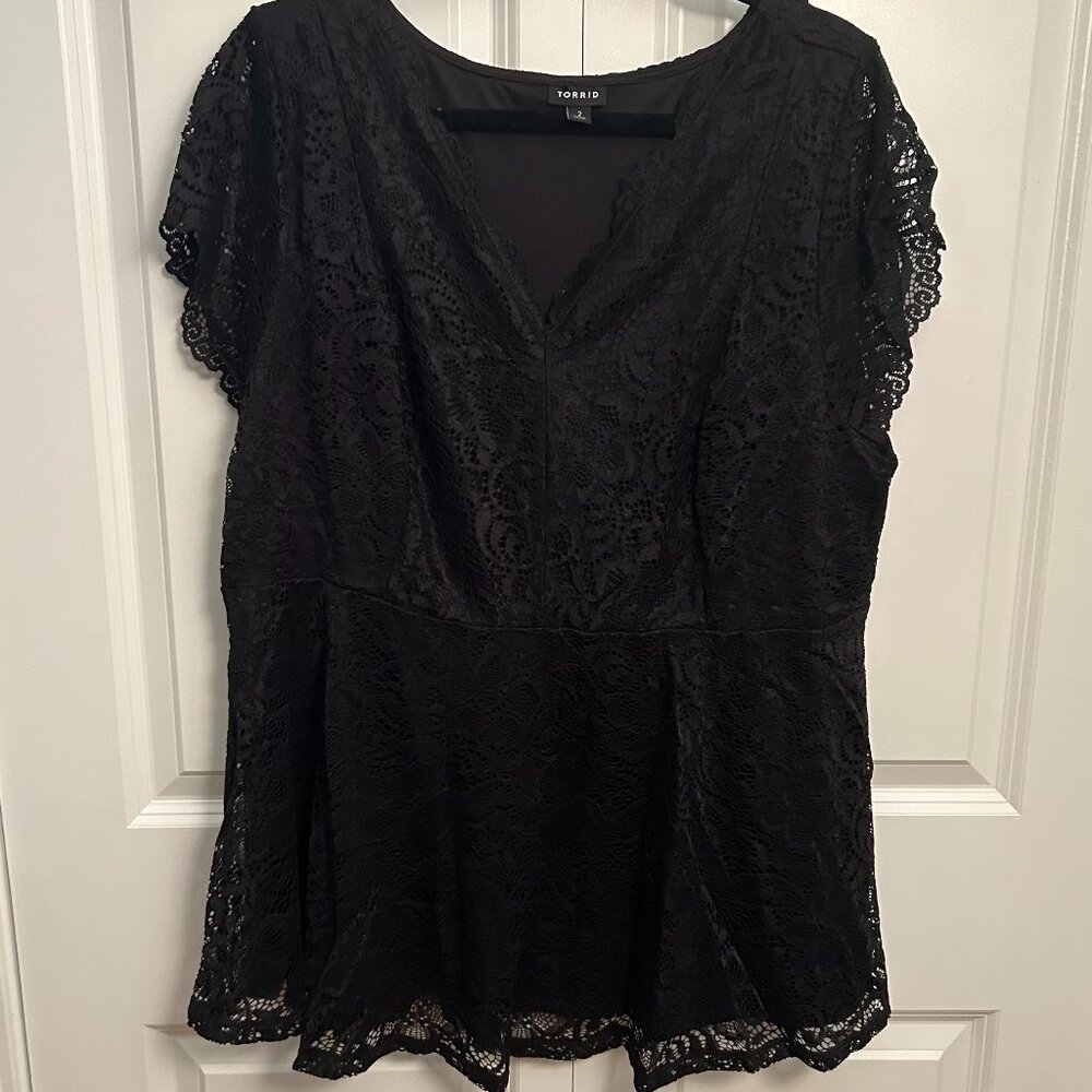 Torrid - Black Lace Short-Sleeve Blouse - Size 2